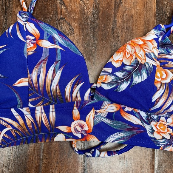 Bathing Suit Top - Picture 2 of 3